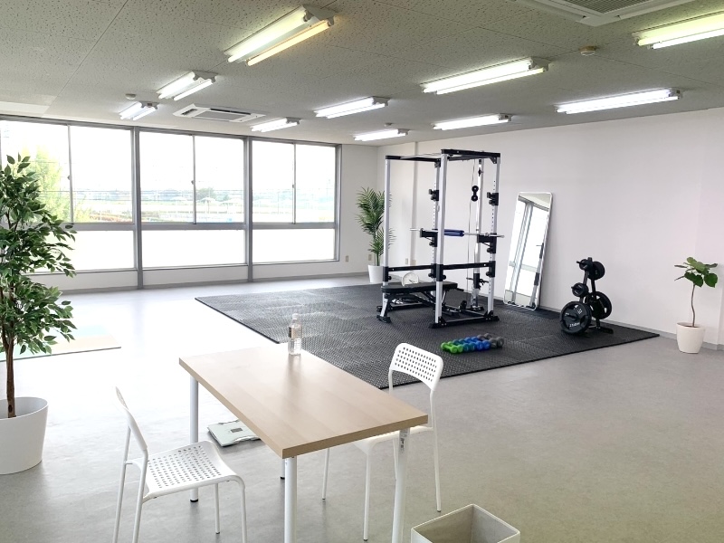 プライベートジム HPER(ハイパー) 小牧店 施設写真