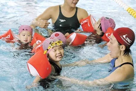 TAC井出山スポーツパーク 屋内温水プール「TACきらめき」 施設写真