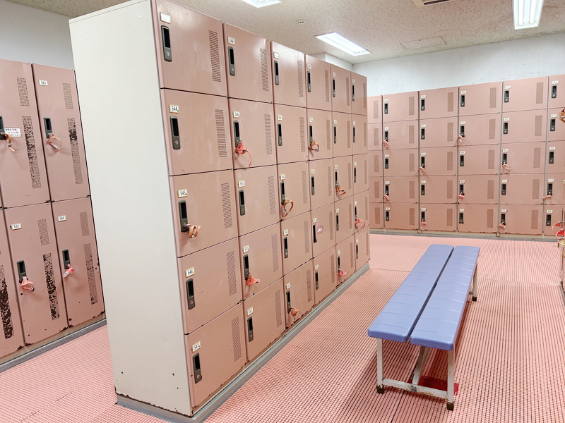 都島屋内プールの更衣室