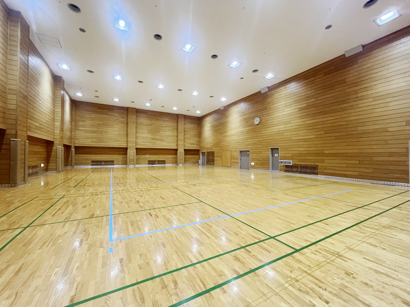 西成スポーツセンター・屋内プールの体育館