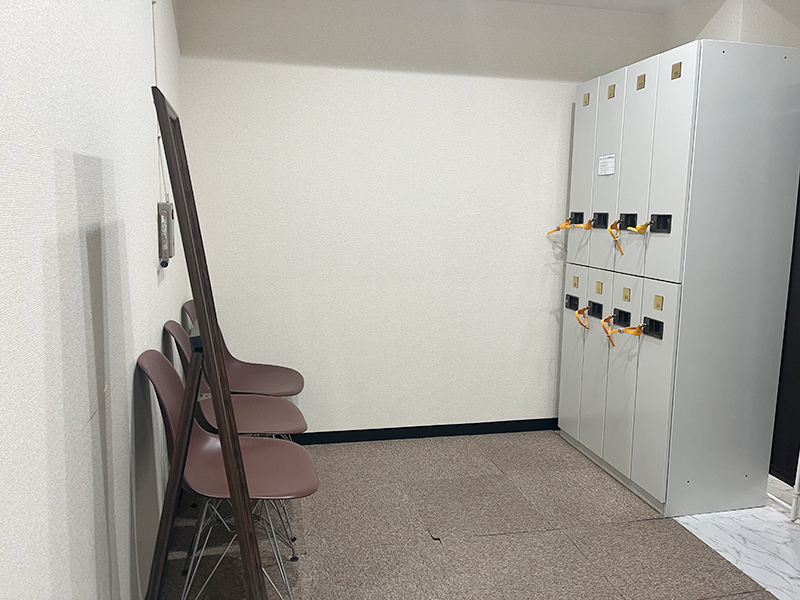 A-1EXPRESS 浜田山店のロッカールーム